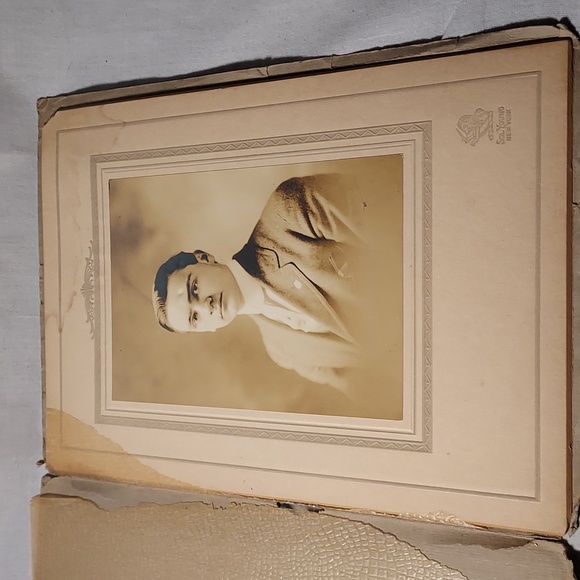 Antique Distinguished Men Cabinet Card  Photos Sol Young Studios & FH Tims Photo - Picture 6 of 10